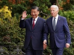 Xi Jinpig rozmawiał z Joe Bidenem. Po raz pierwszy od listopada