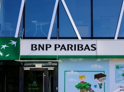 BNP Paribas wprowadza rakietową kartę. Za darmo CANAL+ online