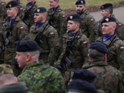 Wojna na Ukrainie zagraża bezpieczeństwu Polski. Opinie Polaków bez zmian