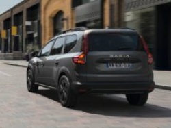 Przegląd zero: hybrydowa Dacia Jogger kontra wszyscy rywale
