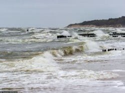 Wichury, burze i sztorm na Bałtyku. Tak będzie w weekend