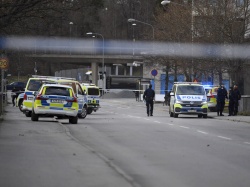 Śmierć Polaka w Szwecji. Miał zginąć na oczach syna, gdy zwracał uwagę młodzieży