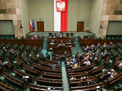 Statystyki pracy parlamentu. Mizerne wyniki Sejmu, a Senat nie ma co robić