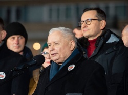 PiS uda się zmobilizować ludzi na kolejny „wielki marsz” w Warszawie? Polacy komentują