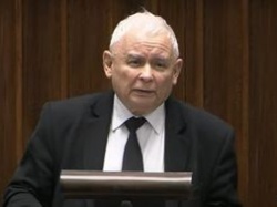 Kaczyński zwrócił się do Gomoły. 