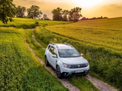 Ile kosztuje najtańsza Dacia Duster 4×4 z dieslem od pierwszego właściciela w Polsce? Oferty kwiecień 2024