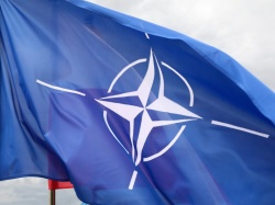 Izrael ostrzelany. NATO i Rosja wzywają strony do powściągliwości