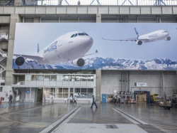 Airbus produkuje coraz więcej, w Boeingu nadal problemy