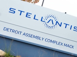 Stellantis zwolnił ponad 200 dodatkowych pracowników w swojej fabryce w Detroit