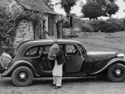 Citroën Traction Avant obchodzi swoje 90 urodziny