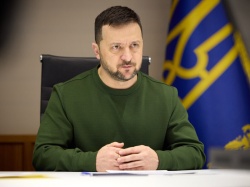 Zełenski podpisał ustawę o mobilizacji. Wprowadza wyższe wynagrodzenie i… kary