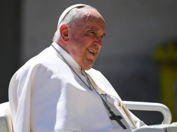 Badanie: Spada poparcie amerykańskich katolików dla papieża
