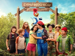 Dzięciołek Woody jedzie na obóz (2024) - recenzja filmu [Netflix]. Sztampowy, ale skuteczny film familijny