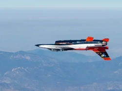 AI Top Gun – myśliwiec sterowany sztuczną inteligencją w akcji!