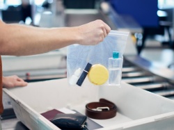 Lotnisko w Krakowie kupuje sprzęt, który zrewolucjonizuje kontrolę bagażu. Ulga dla podróżnych