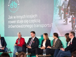 Debata: Rower jako sposób na tworzenie więzi społecznych