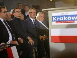 Kaczyński podjął decyzję ws. władzy w Małopolsce. W Krakowie znów zawrzało