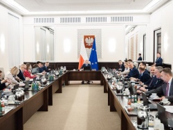 Konfederacja alarmuje: Do Sejmu wrócił temat ustawy inwigilacyjnej