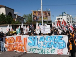 Włoskie miasto rozpoczęło pobieranie opłat za wstęp. Mieszkańcy protestują