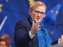 Thun: W PE pracuje się po pierwsze dla UE, po drugie dla Polski