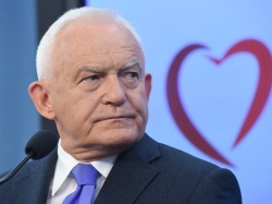 Miller ostro o zapowiedzi Kaczyńskiego: Ciemny lud to kupi