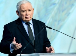 Kaczyński ogłosił to na zamkniętym spotkaniu. Podał dwa nazwiska
