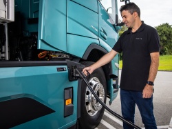 UE: Rośnie sprzedaż elektrycznych ciężarówek i autobusów