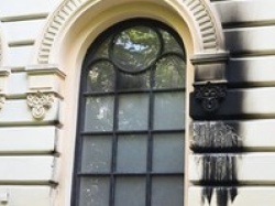 Jedna osoba zatrzymana ws. próby podpalenia synagogi w Warszawie