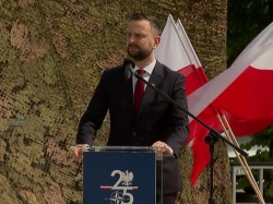 Dzień Flagi RP. Kosiniak-Kamysz: Biało-czerwona wymaga szacunku