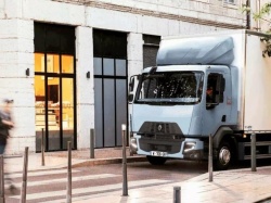 Dostawa pojazdów Renault Trucks do Berto Polska