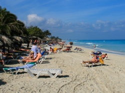 Milion turystów na Kubie. Kraj w kryzysie ratują głównie goście z Rosji