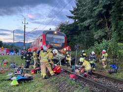 Tragiczny wypadek na Podlasiu. Auto wjechało pod pociąg, nie żyją 2 osoby