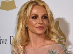 Przyjaciele Britney Spears martwią się o gwiazdę. Twierdzą, że nowy chłopak ma na nią ZŁY WPŁYW. 
