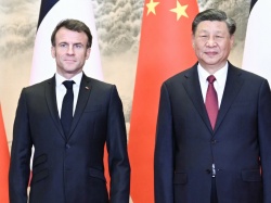 Chiński przywódca Xi Jinping w Europie. Trzy kraje i trzy różne cele