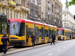 Groźny wypadek w centrum Warszawy. Chłopiec wpadł pod tramwaj