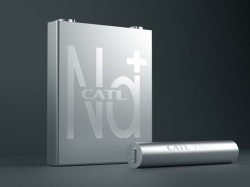 CATL pracuje nad drugą generacją Na-ion. Chce produkować hybrydowe baterie AB: Na-ion/Li-ion. Stały elektrolit w 2027 roku