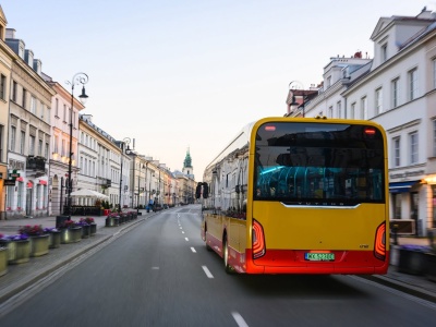 OSR: Wprowadzenie e-autobusów w miastach powyżej 100-tys., to koszt 25,7 mld zł