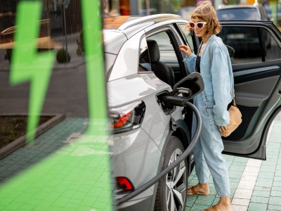 Niebieska E-Plakette ułatwia podróżowanie samochodami elektrycznymi u naszych zachodnich sąsiadów