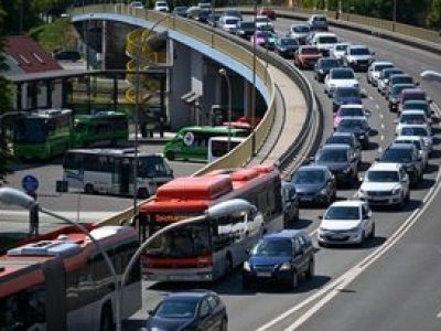 Już od niedzieli. Nowe obowiązkowe wyposażenie samochodów