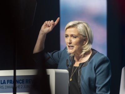 Wybory we Francji. Marine Le Pen chce pozbawić Ukrainę atutu w walce z Rosją