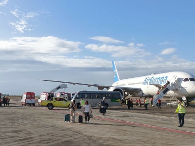 Skąd się biorą turbulencje i czy jest się czego bać? Odpowiada doświadczony pilot