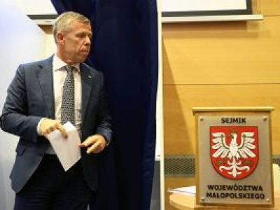 I znów tąpnięcie w PiS. Człowiek prezydenta odchodzi. Piotr Ćwik: Warto być przyzwoitym