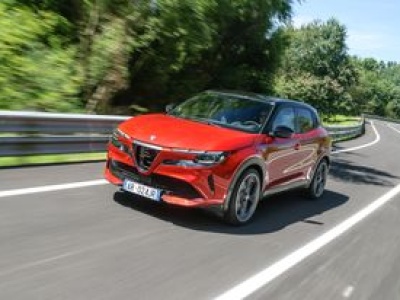 Pierwsza jazda: Alfa Romeo Junior Veloce - inżynierowie naprawdę się postarali