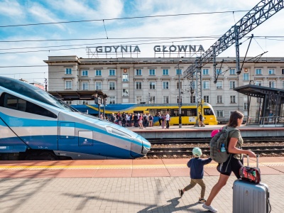 Pociągi-stonogi opanują polskie tory. PKP Intercity ma nowy plan