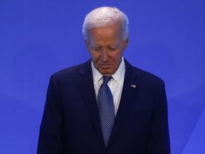 Biden z coraz mniejszym poparciem wśród swoich. Apelują, by ustąpił