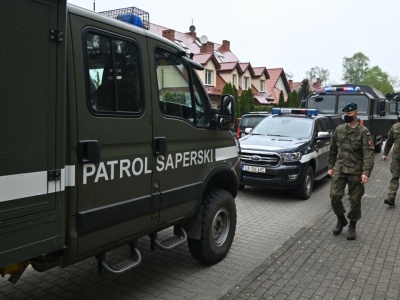 Zabrali dzieci i w popłochu uciekli ze słynnego kąpieliska. Do akcji wkroczyli saperzy