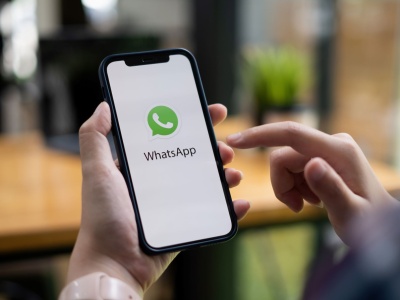 Jak odzyskać wiadomości z WhatsApp, także te usunięte i stare?