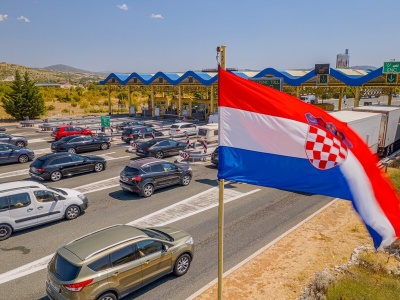 Autem po Chorwacji. Tak zaoszczędzisz na autostradach i unikniesz korka