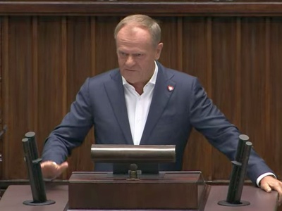 Tusk odpalił bombę w Sejmie. Szokujące ustalenia służb dotyczące człowieka Dudy