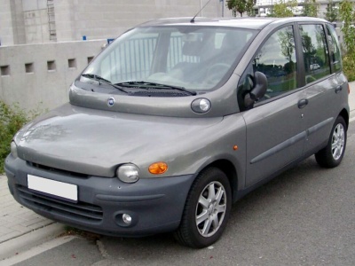 Nowy Fiat Multipla: Świetny pomysł na powrót legendarnej nazwy w nadchodzącym modelu